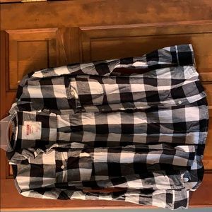 Mossimo Black & white checkered flannel
